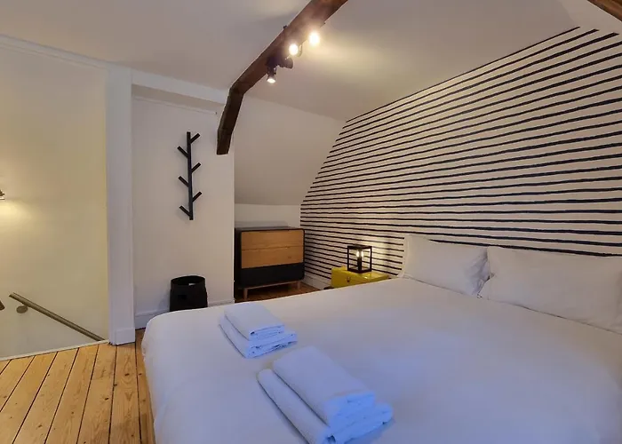 Будинок відпочинку La De Milo - Typical Fisherman's House - 2 Bedrooms Онфлер